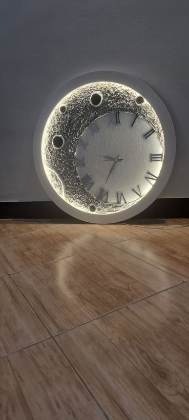 تابلو ماه و ساعت دستساز🌙